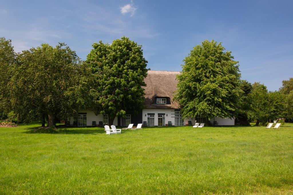 Landhotel Teichwiesenhof Oldenburg in Holstein Exterior photo